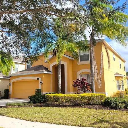 644 - Beautiful 5 Bedroom Villa With Private Pool, Spa And Theater Room!
